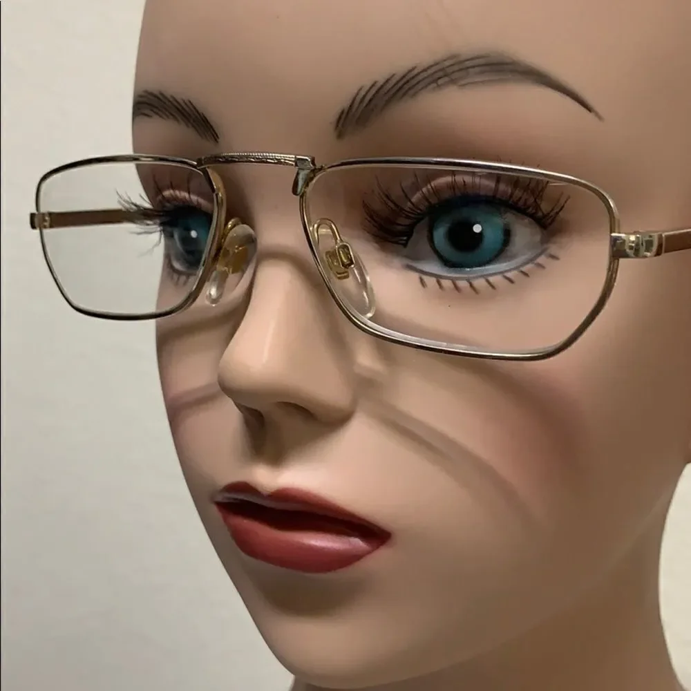 🌷Liz Claiborne Gold Eyeglass Frame Vintage 🌷